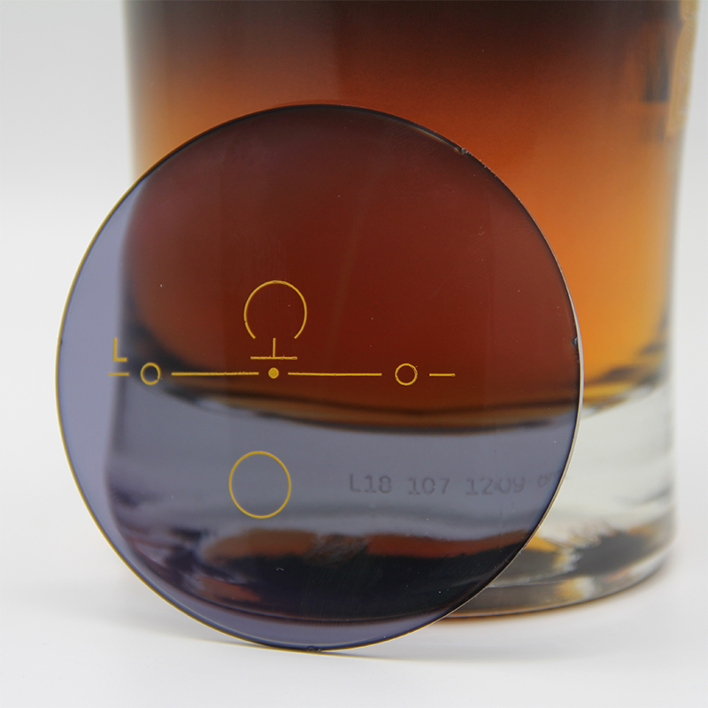 1.56 Lensa Progresif Fotokromik HMCSHMC