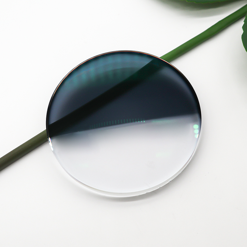 1.56 Lensa Fotokromik SHMC