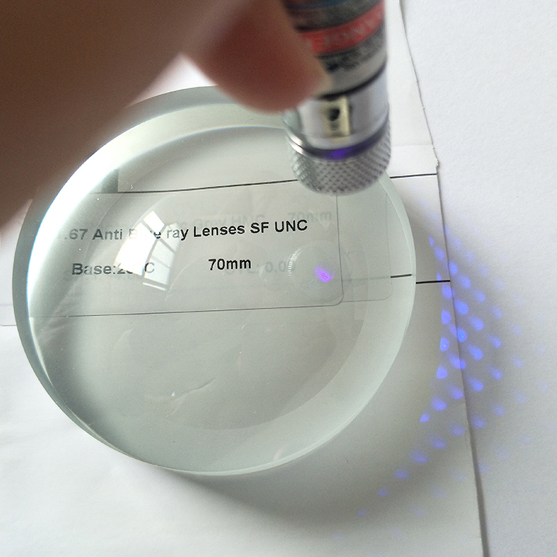 1.67 Lensa Penglihatan Tunggal Blok Biru Setengah Jadi