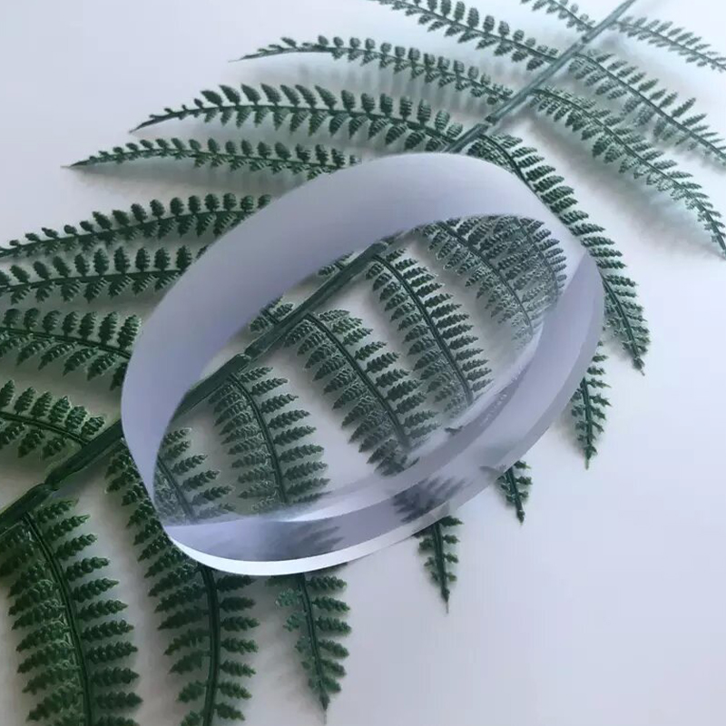 1.67 Lensa Penglihatan Tunggal Setengah Jadi