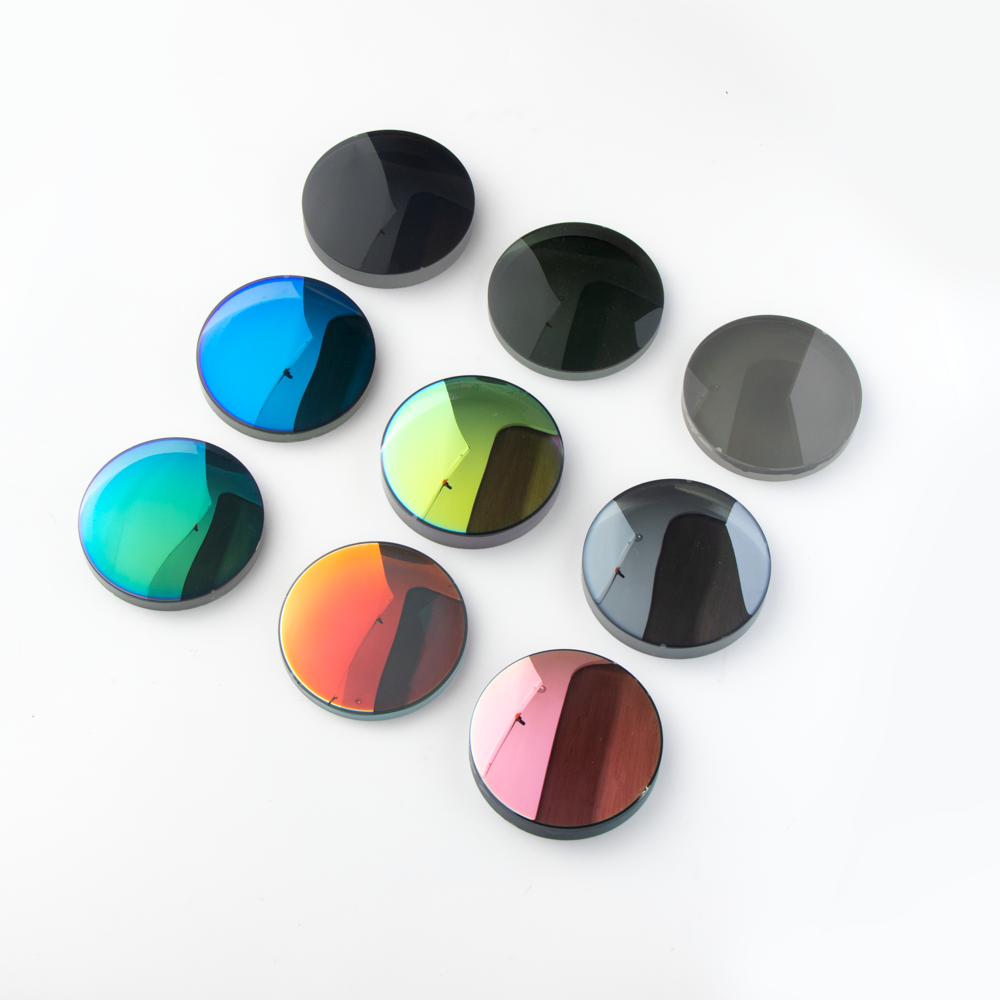 1.56 Lensa terpolarisasi