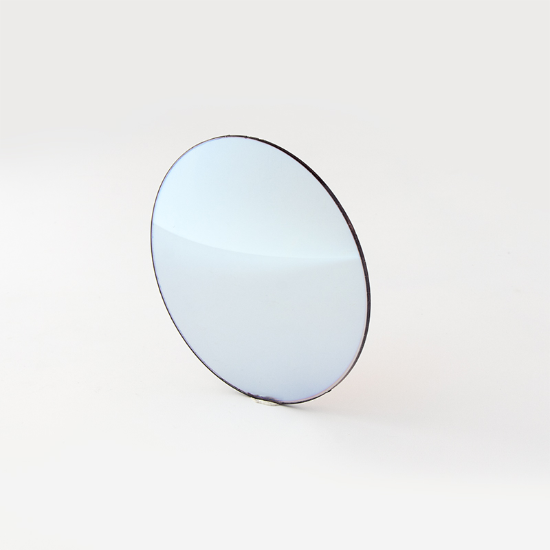 1.60 Lensa Terpolarisasi